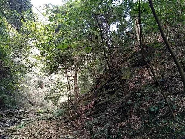 隧道逃生