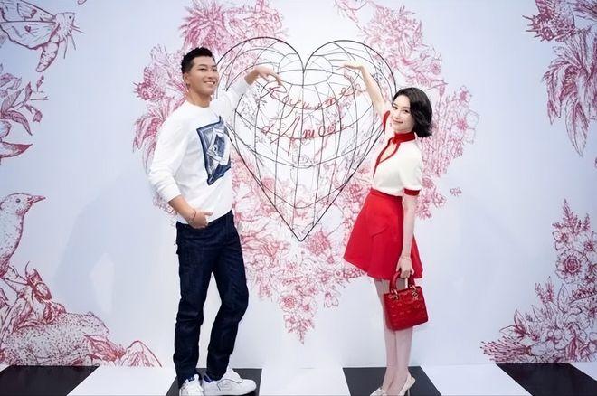 摇滚乐团的装扮