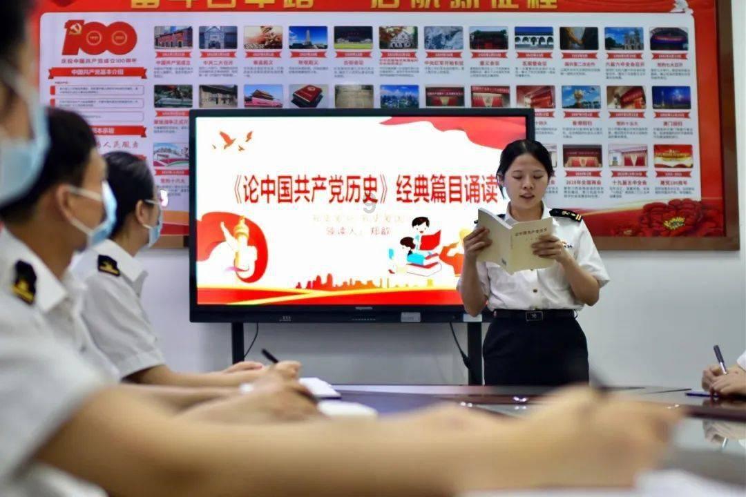 名记：灰熊将与发展联盟前锋马修-赫特签下一份一10天合同